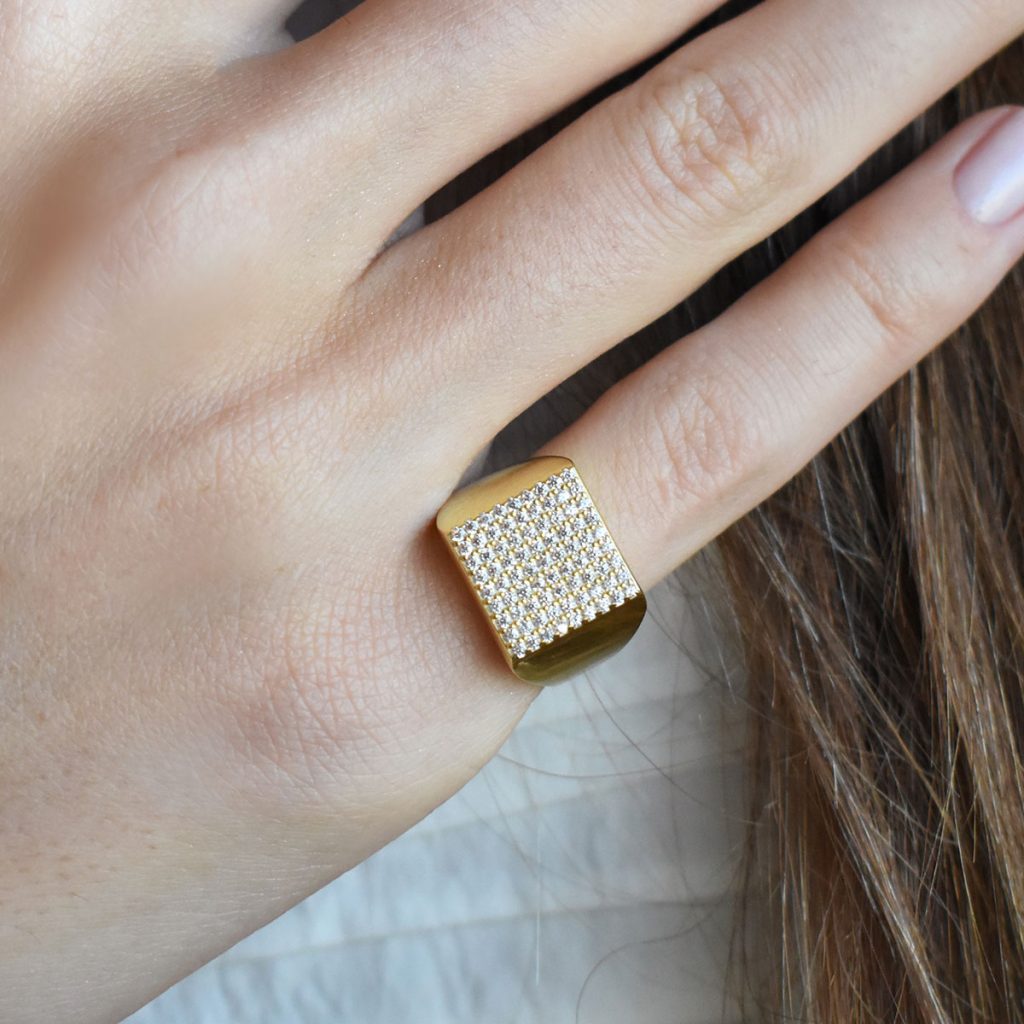 Waniya Pinky Ring (Free Size) - Golden 