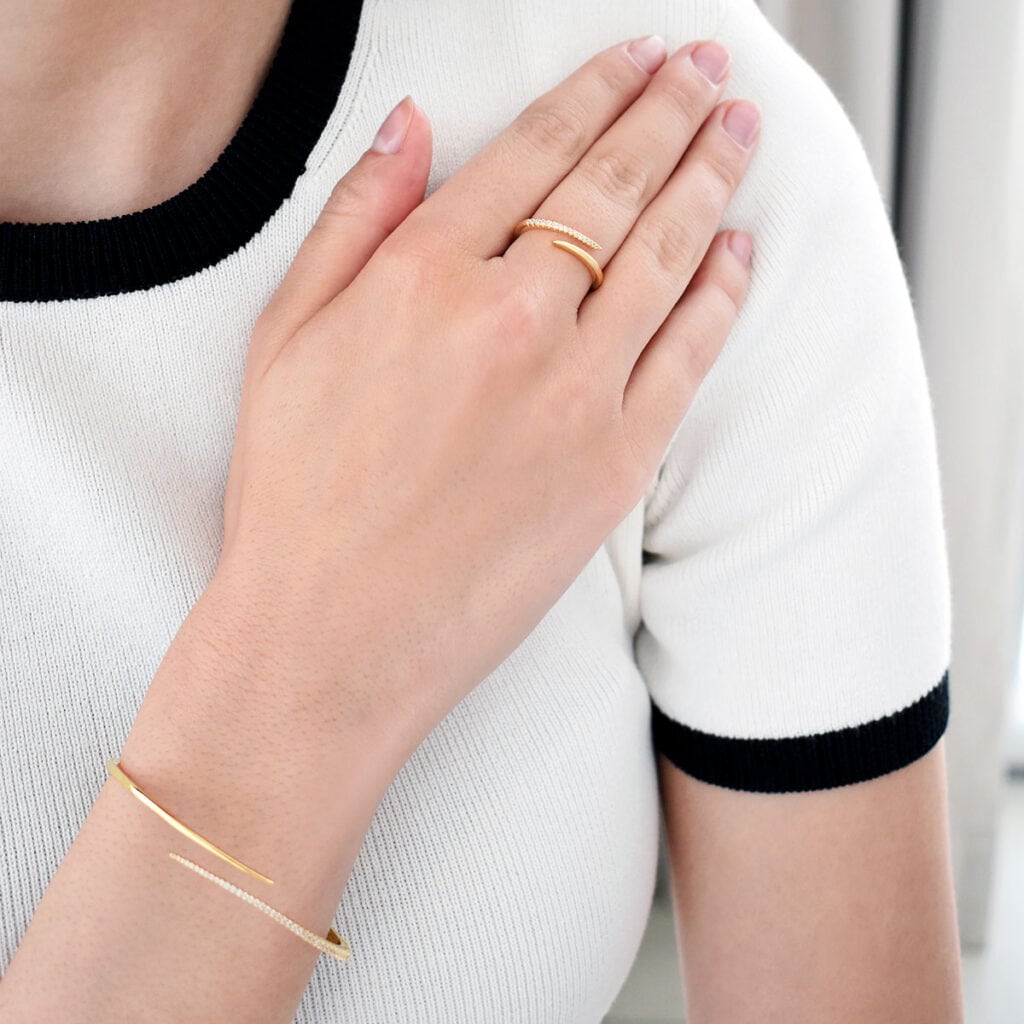 Clodilte Bracelet Ring Set (Free Size) - Golden 