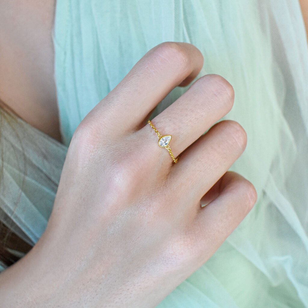 Dorian Waterdrop Ring (Free Size) - Golden 