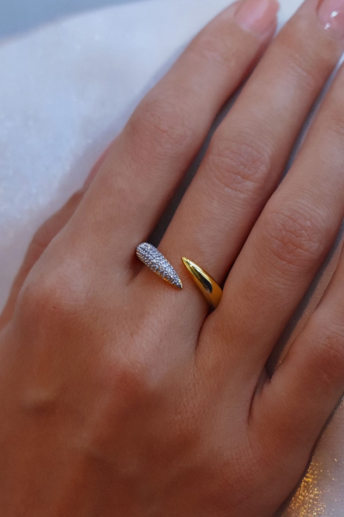 Ithalia Ring1